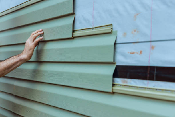 Best Storm Damage Siding Repair  in Oakwood, GA
